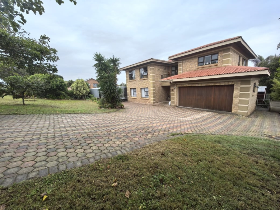 5 Bedroom Property for Sale in Reebok Western Cape